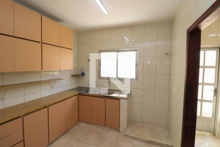 Casa para alugar com 184m², 3 quartos e 3 vagasCozinha