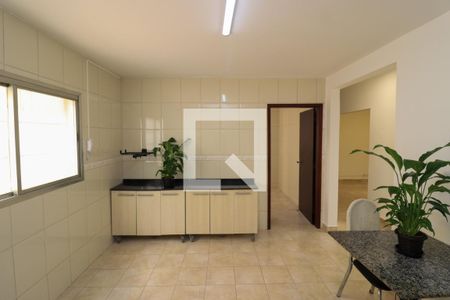 Casa para alugar com 184m², 3 quartos e 3 vagasCopa