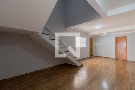 Sala de casa para alugar com 3 quartos, 127m² em Jardim Santa Clara, Guarulhos