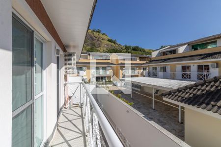 Casa de condomínio à venda com 257m², 5 quartos e 3 vagasSuíte 1 - Master - sacada