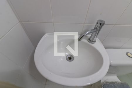 Casa de condomínio à venda com 257m², 5 quartos e 3 vagasÁrea de Serviço - banheiro