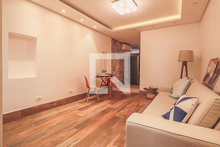 Sala de casa à venda com 2 quartos, 200m² em Quarta Parada, São Paulo