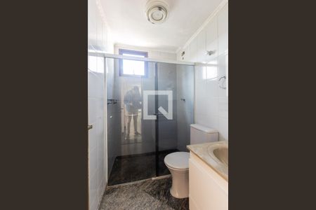 Apartamento à venda com 79m², 3 quartos e 1 vaga Apartamento à venda com 79m², 3 quartos e 1 vagaBanheiro Social