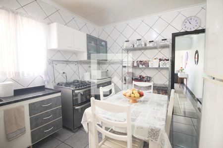 Casa à venda com 207m², 3 quartos e 2 vagasCozinha