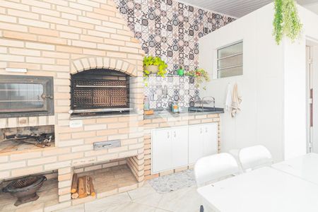 Casa à venda com 207m², 3 quartos e 2 vagas Casa à venda com 207m², 3 quartos e 2 vagasEspaço Gourmet
