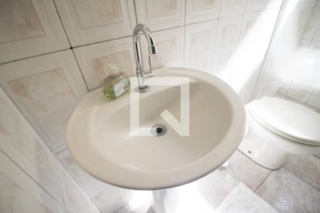 Casa à venda com 207m², 3 quartos e 2 vagasBanheiro 2