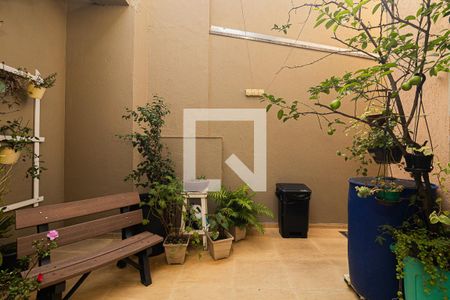 Casa à venda com 207m², 3 quartos e 2 vagas Casa à venda com 207m², 3 quartos e 2 vagasQuintal
