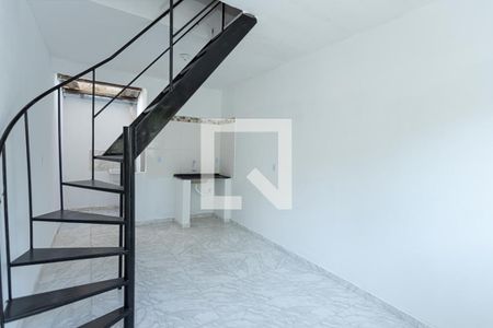 Sala e cozinha de casa para alugar com 2 quartos, 50m² em Casa Verde Média, São Paulo