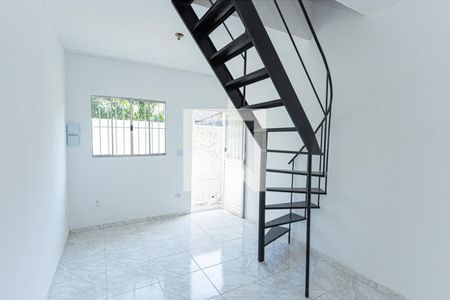 Sala e cozinha de casa para alugar com 2 quartos, 50m² em Casa Verde Média, São Paulo