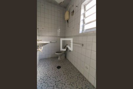 Casa à venda com 83m², 1 quarto e 1 vaga Casa à venda com 83m², 1 quarto e 1 vagaBanheiro