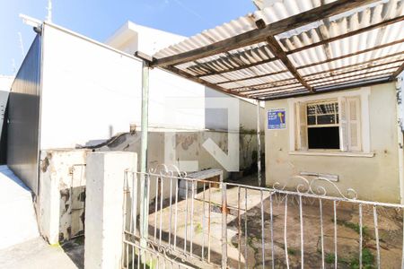 Casa à venda com 83m², 1 quarto e 1 vaga Casa à venda com 83m², 1 quarto e 1 vagaFachada