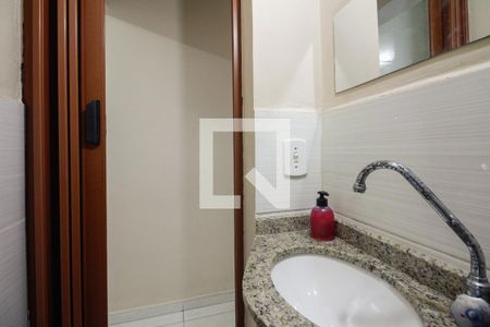 Lavabo  de casa à venda com 3 quartos, 135m² em Vila Carrão, São Paulo
