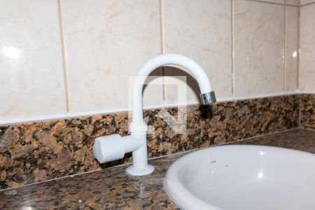 Casa para alugar com 65m², 1 quarto e sem vagaBanheiro - torneira