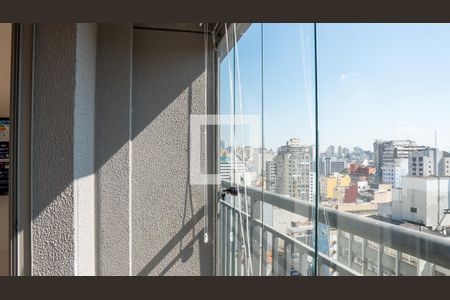 Studio para alugar com 21m², 1 quarto e sem vaga Studio para alugar com 21m², 1 quarto e sem vagaVaranda