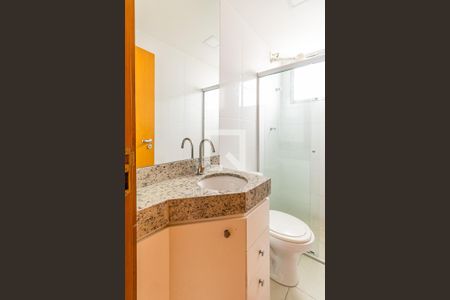 Apartamento à venda com 56m², 2 quartos e 2 vagasBanheiro Social
