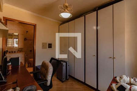 Casa à venda com 100m², 3 quartos e 2 vagasquarto 3