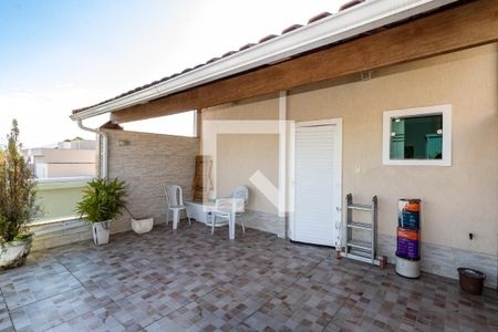 Casa à venda com 250m², 3 quartos e 1 vaga Casa à venda com 250m², 3 quartos e 1 vagaTerraço