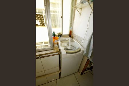 Apartamento à venda com 109m², 2 quartos e sem vagaÁrea de Serviço