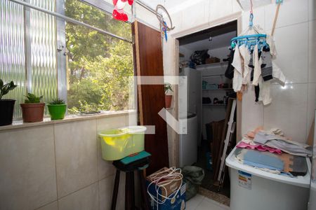 Apartamento à venda com 79m², 2 quartos e 2 vagasÁrea de Serviço