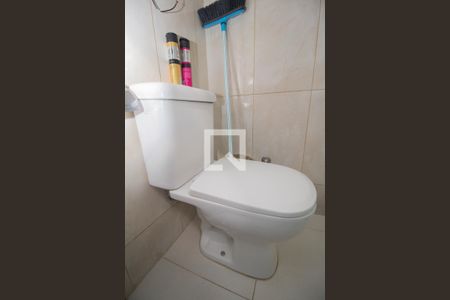 Apartamento à venda com 79m², 2 quartos e 2 vagasBanheiro de Serviço