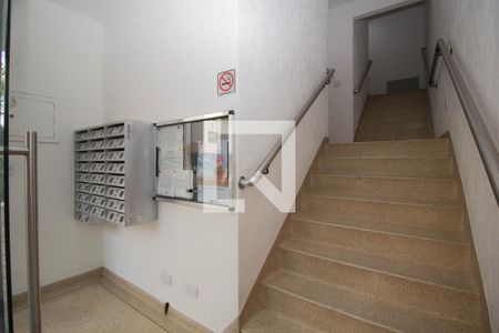 Apartamento à venda com 79m², 2 quartos e 2 vagasHall social