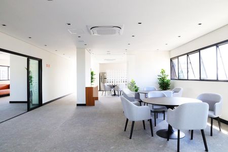 Studio à venda com 18m², 1 quarto e sem vagaÁrea comum - Salão de festas