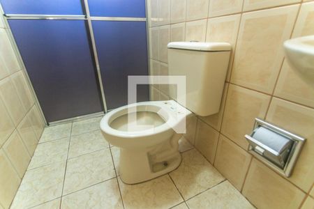 Apartamento à venda com 77m², 2 quartos e 1 vaga Apartamento à venda com 77m², 2 quartos e 1 vagaBanheiro social