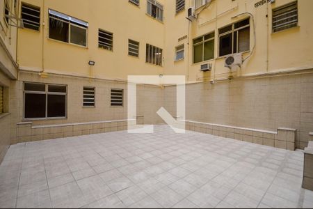 Apartamento à venda com 80m², 2 quartos e 1 vaga Apartamento à venda com 80m², 2 quartos e 1 vagaÁrea Externa