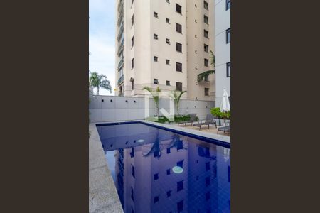 Apartamento para alugar com 49m², 2 quartos e 1 vagaPiscina