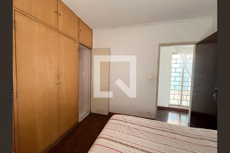 Casa à venda com 300m², 5 quartos e 4 vagasSuite