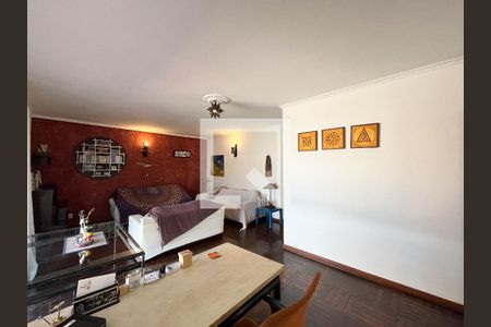 Sala de casa à venda com 5 quartos, 300m² em Parque Jabaquara, São Paulo