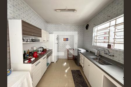 Casa à venda com 300m², 5 quartos e 4 vagasCozinha