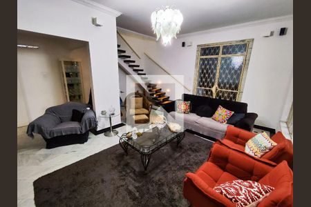 Sala de casa de condomínio à venda com 4 quartos, 300m² em Lins de Vasconcelos, Rio de Janeiro