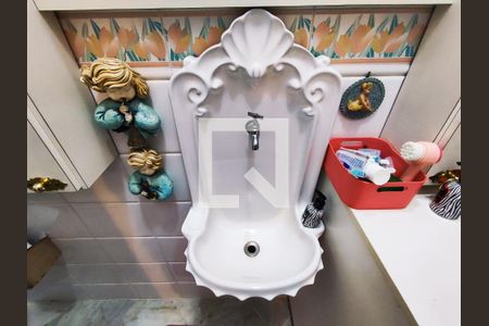 Banheiro da Suíte de casa de condomínio à venda com 4 quartos, 300m² em Lins de Vasconcelos, Rio de Janeiro