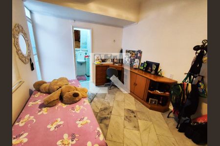 Suíte de casa de condomínio à venda com 4 quartos, 300m² em Lins de Vasconcelos, Rio de Janeiro