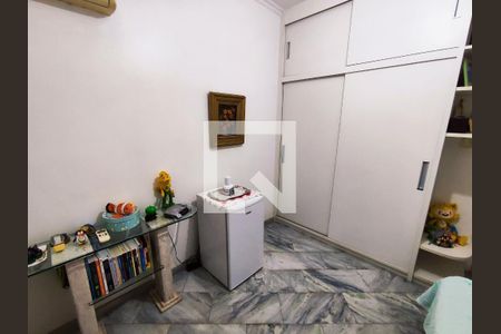 Casa de condomínio à venda com 300m², 4 quartos e 3 vagasQuarto 4 - Armários