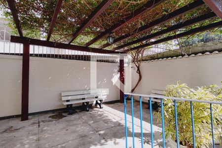 Apartamento à venda com 82m², 2 quartos e 1 vagaÁrea comum