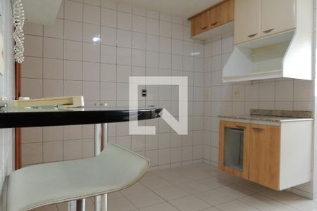 Apartamento à venda com 82m², 2 quartos e 1 vagaCozinha - Armários