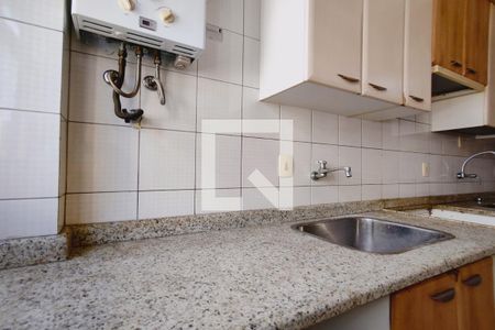 Apartamento à venda com 82m², 2 quartos e 1 vagaÁrea de Serviço