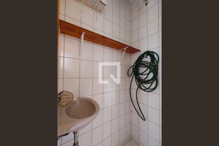 Apartamento à venda com 82m², 2 quartos e 1 vagaBanheiro de serviço