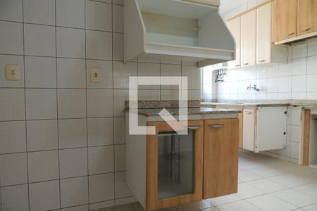 Apartamento à venda com 82m², 2 quartos e 1 vagaCozinha - Armários