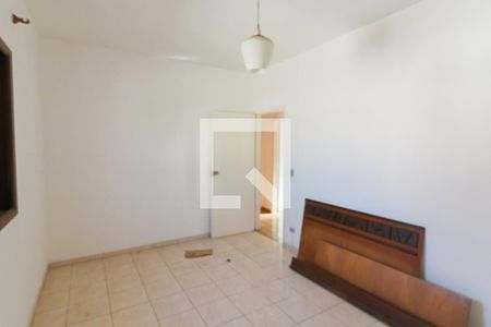 Casa à venda com 260m², 5 quartos e 2 vagasCasa 2 - Quarto 2