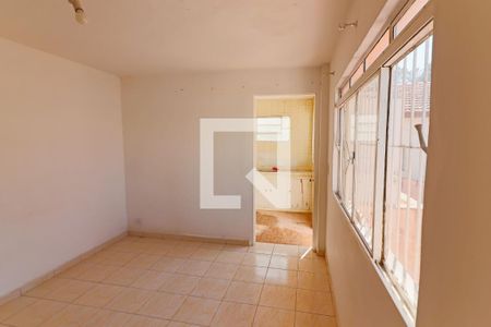 Casa à venda com 260m², 5 quartos e 2 vagasEdicula - Sala