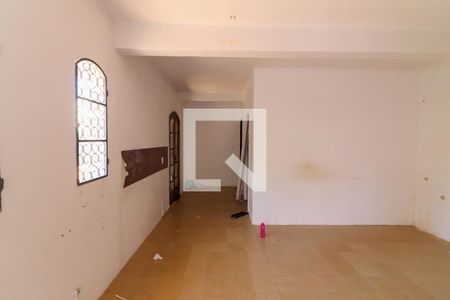 Casa 1 - Sala / Quarto de casa à venda com 5 quartos, 260m² em Vila Indiana, São Paulo
