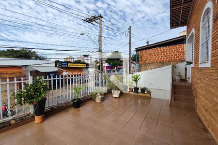 Casa à venda com 155m², 4 quartos e 3 vagasSacada