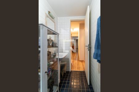 Apartamento à venda com 90m², 2 quartos e 1 vaga Apartamento à venda com 90m², 2 quartos e 1 vagaBanheiro