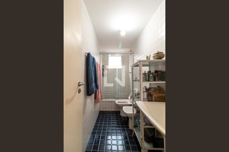 Apartamento à venda com 90m², 2 quartos e 1 vaga Apartamento à venda com 90m², 2 quartos e 1 vagaBanheiro