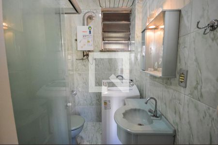Banheiro de apartamento à venda com 1 quarto, 40m² em Praca da Bandeira, Rio de Janeiro