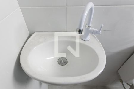 Casa de condomínio para alugar com 65m², 2 quartos e 1 vagaDetalhe banheiro 2