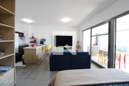 Quarto e sala  de kitnet/studio para alugar com 1 quarto, 51m² em Barra Funda, São Paulo